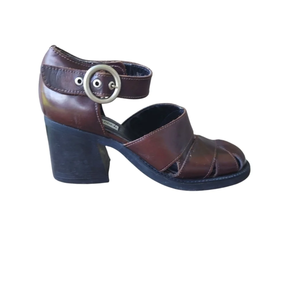 Vintage Y2K Steve Madden Chunky  Leather Heeled Sandal Ankle Boot